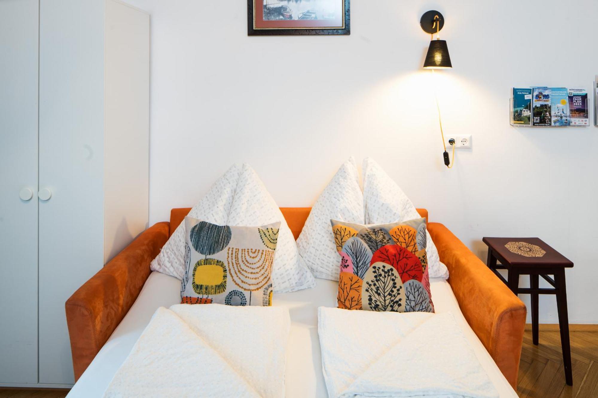 Haus Der Geschenke - Carinthia Apartamento Velden am Wörthersee Exterior foto