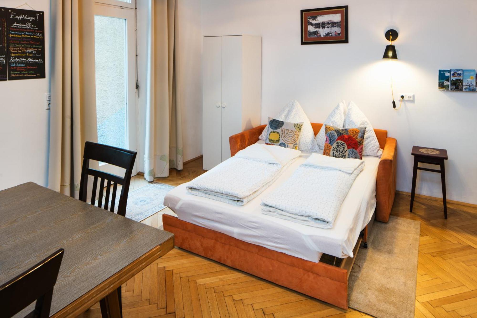 Haus Der Geschenke - Carinthia Apartamento Velden am Wörthersee Exterior foto