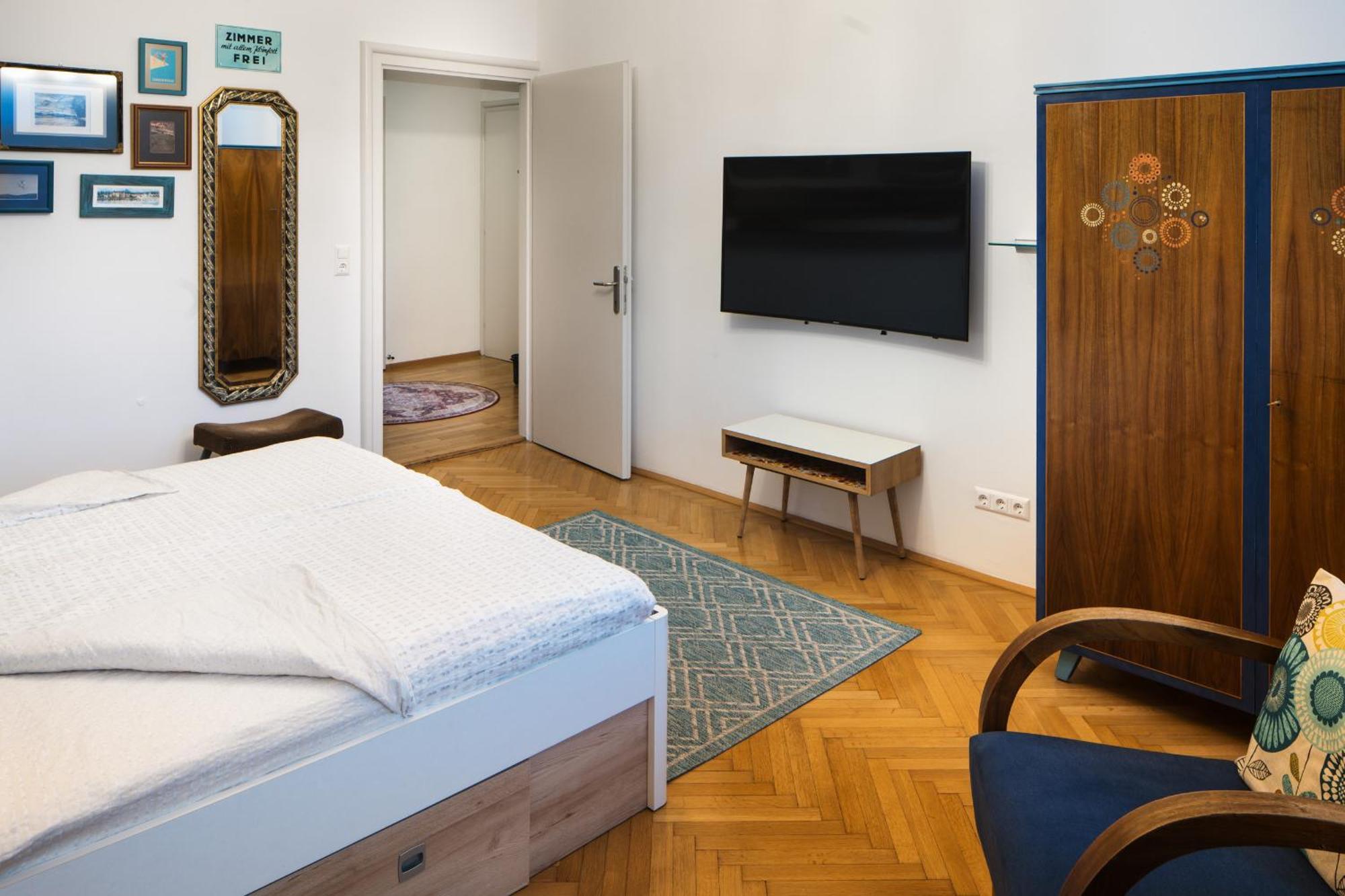 Haus Der Geschenke - Carinthia Apartamento Velden am Wörthersee Exterior foto